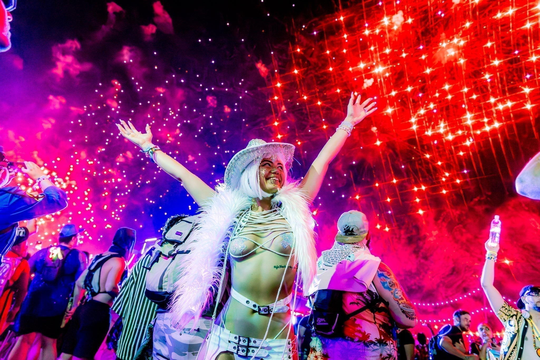 HAPPY NEW YEARS CAKE FAM !